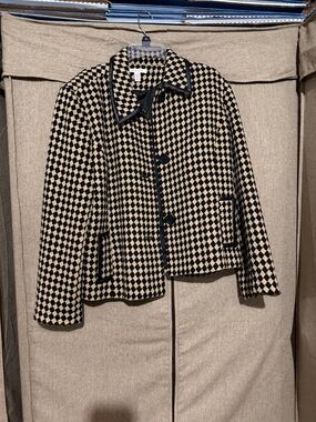 JM Collection Black and Cream Checkered Cropped Blazer